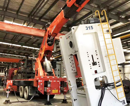 舟山附近随车吊出租，轻松解决运输难题