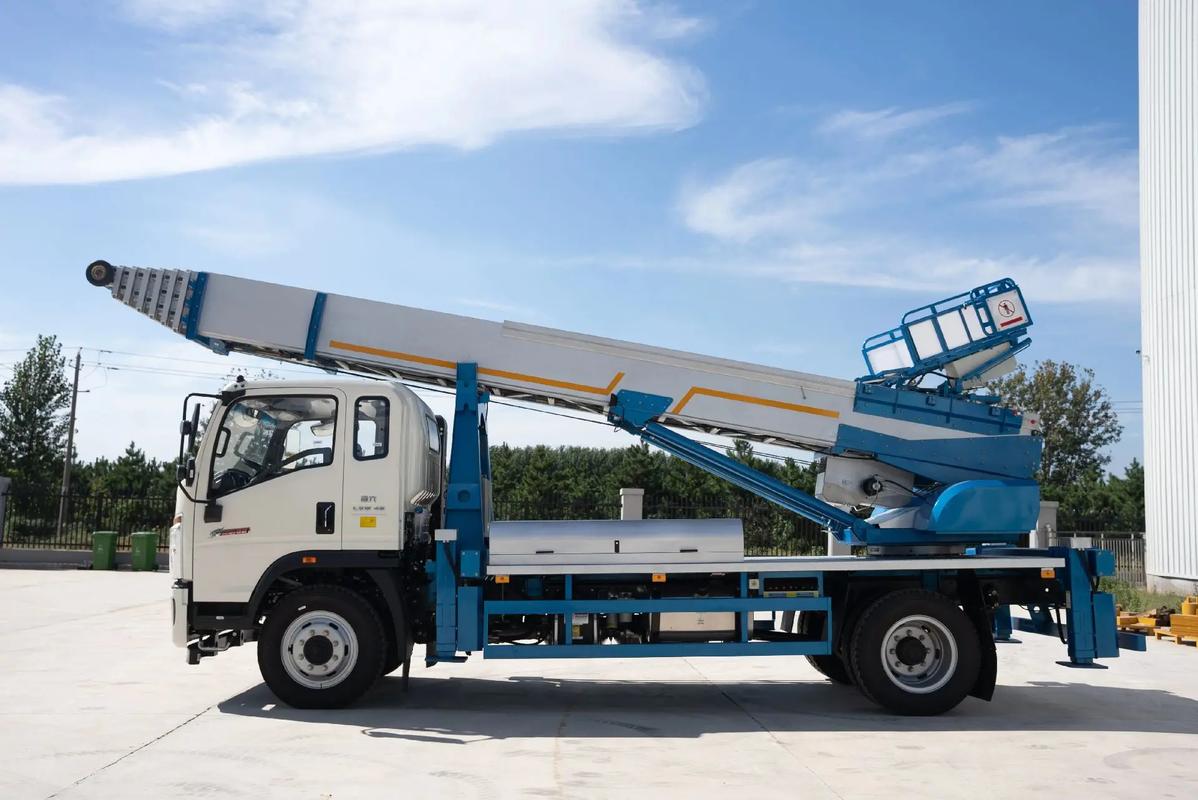 舟山云梯上料车租赁费用