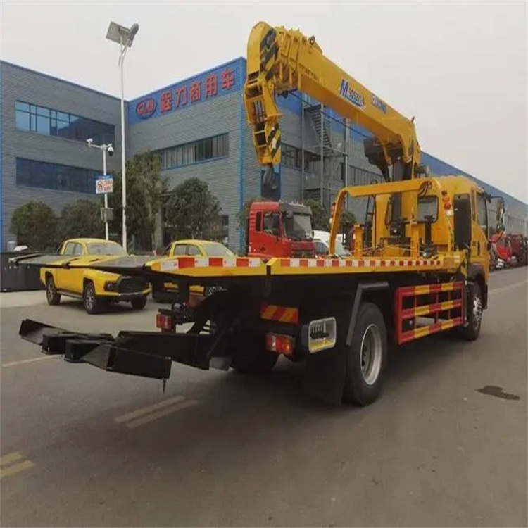 舟山附近小随车吊出租电话，轻松解决搬运烦恼